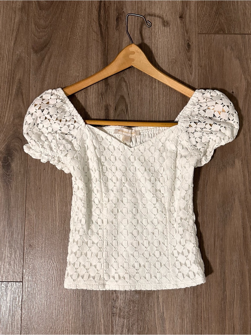 Monteau LA White Cropped Puff Sleeve Top